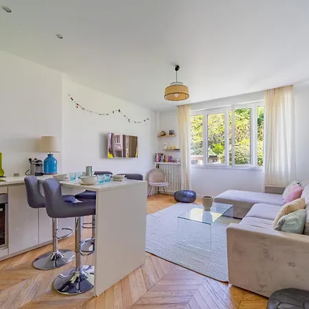 2 Bedroom Close To Subway Station With Parking Boulogne-Billancourt Extérieur photo